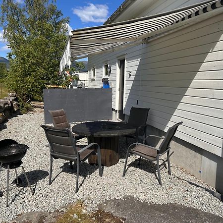 Puntsnes Apartmen Hjelmeland ภายนอก รูปภาพ